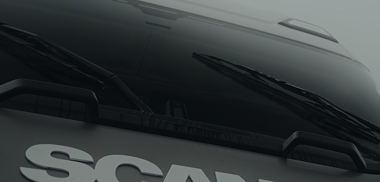 Palheta CD28 com esguicho: mais compatibilidade para veículos de carga pesada